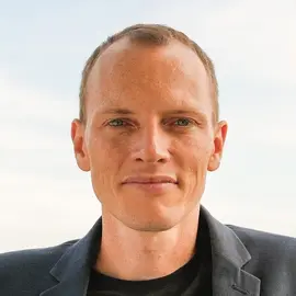 Prof. Dr. Lukas Hollenstein