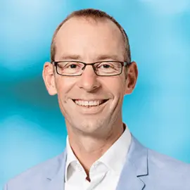 Porträt-Foto von Prof. Dr. Christian Adlhart
